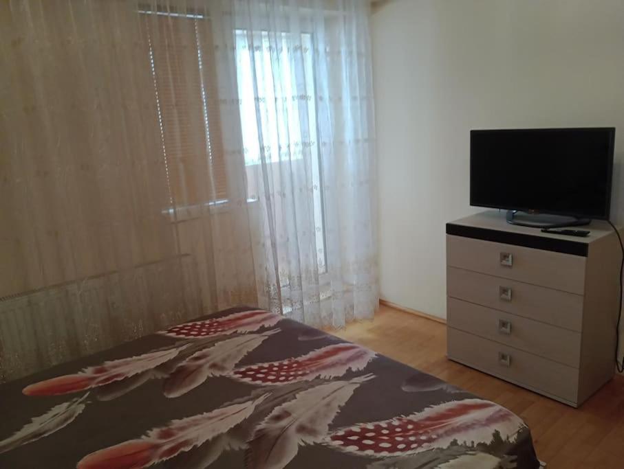 Apartament Ultracentral Kfc Craiova Kültér fotó