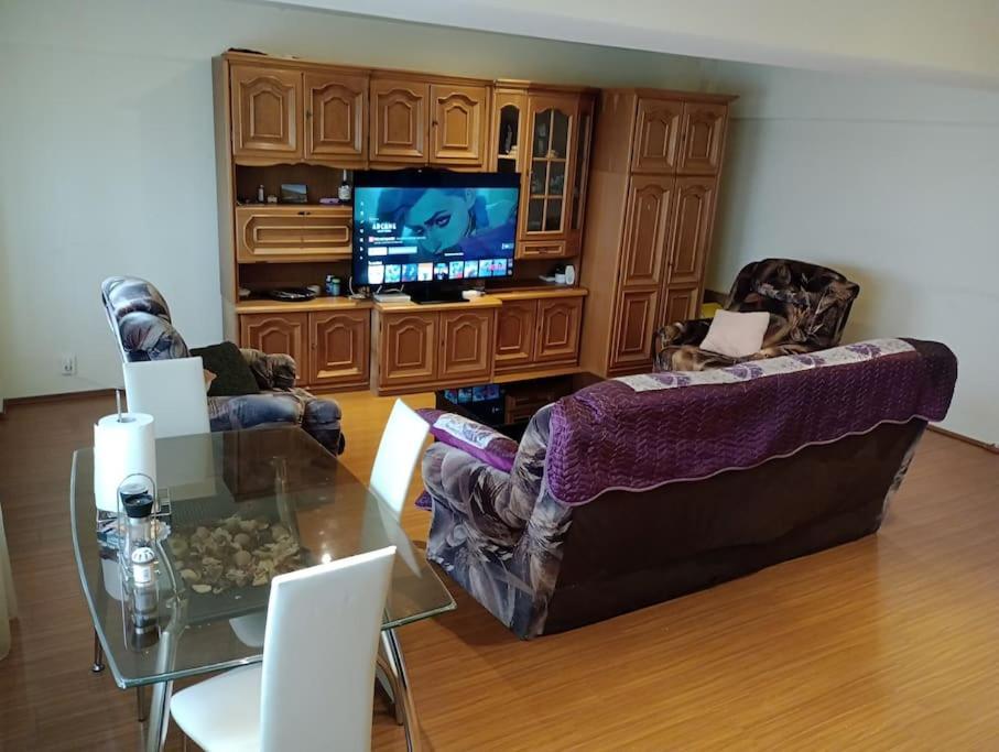 Apartament Ultracentral Kfc Craiova Kültér fotó