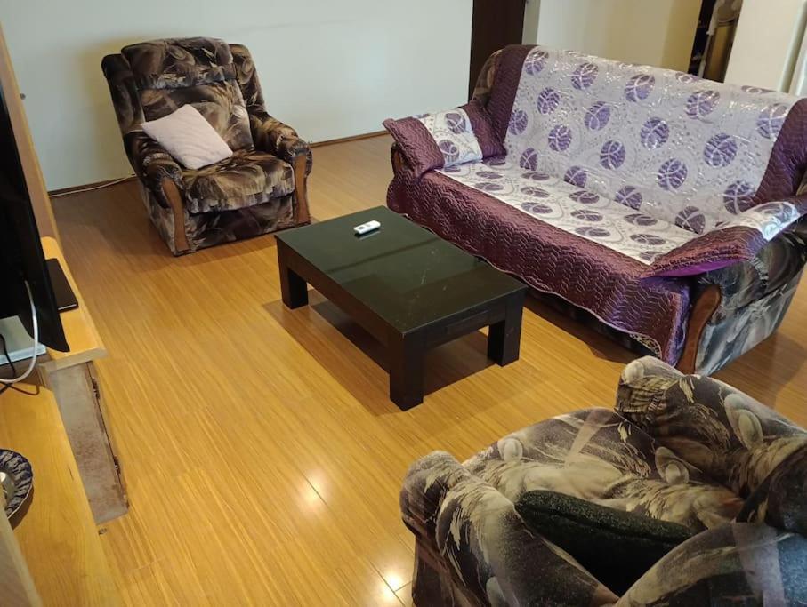 Apartament Ultracentral Kfc Craiova Kültér fotó